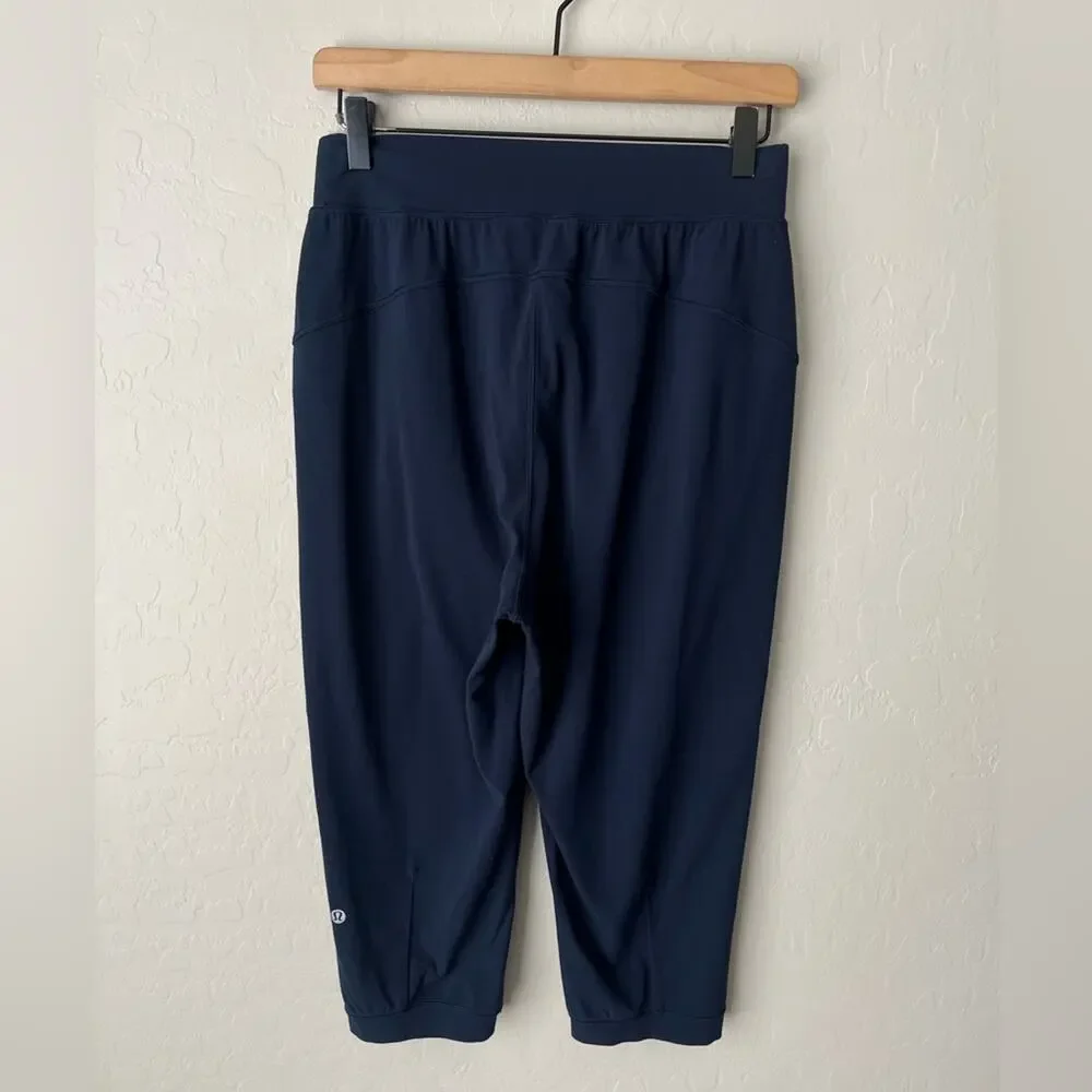Lululemon rejuvenate crop jogger navy blue 6 - Picture 4 of 10